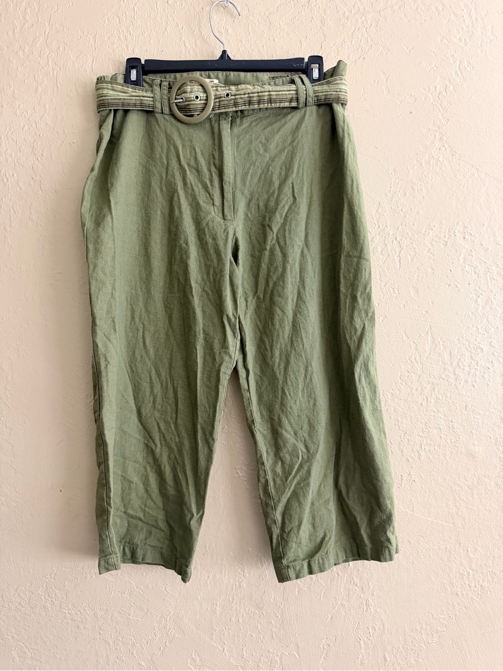High-Rise Cropped Ankle Pants with Belt - Olive
